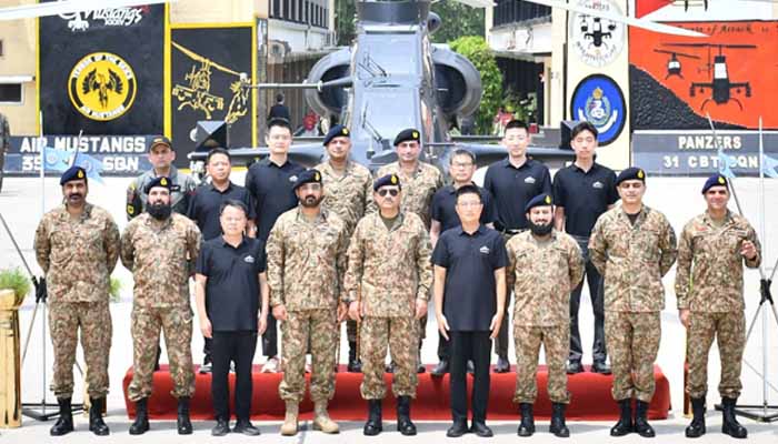 پاک فوج میں جدید ہیلی کاپٹر شامل، فیلڈ مارشل کا قومی اتحاد اور سول ملٹری ہم آہنگی کی اہمیت پر زور