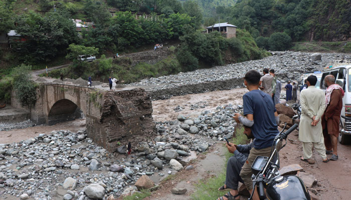 خیبر پختونخوا میں 6گھنٹوں میں بارشوں اور سیلاب کے باعث حادثات میں 145افراد جاں بحق ہوگئے