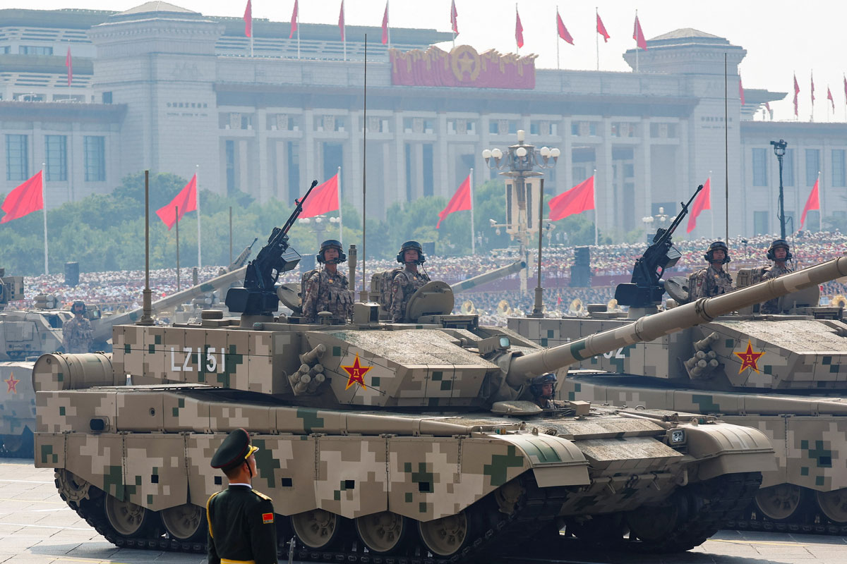 تصاویر: جنگ عظیم دوم میں فتح کی سالگرہ پر چین کی شاندار فوجی پریڈ