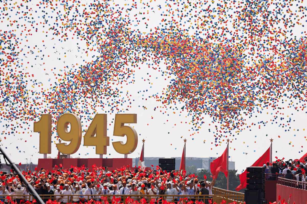 تصاویر: جنگ عظیم دوم میں فتح کی سالگرہ پر چین کی شاندار فوجی پریڈ